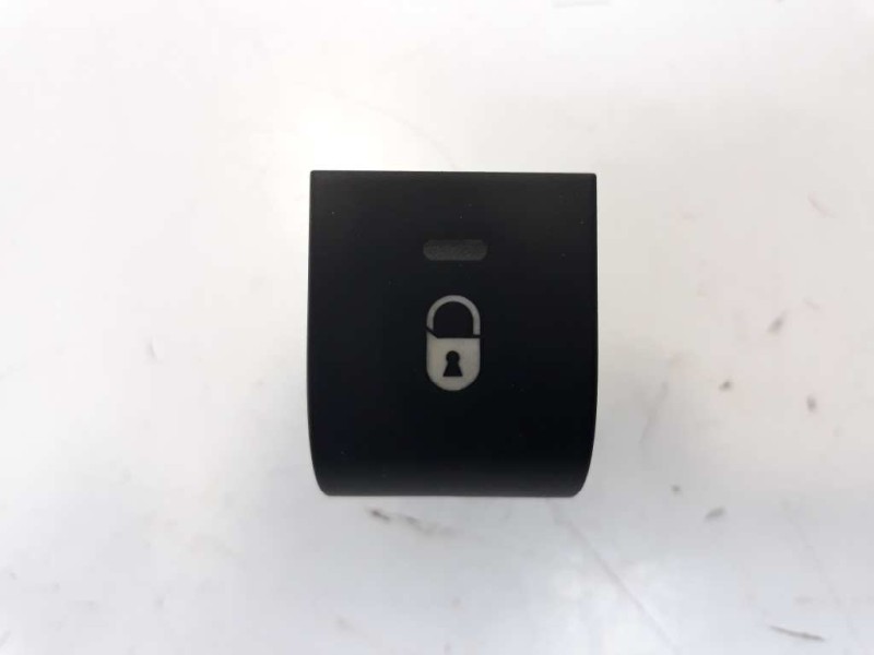 Recambio de interruptor para peugeot 207 sport referencia OEM IAM 96570636XT  