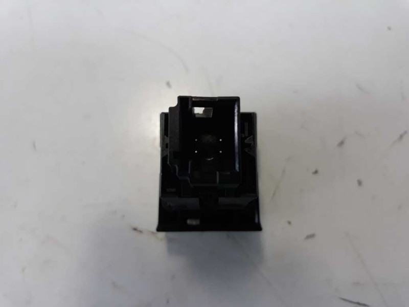 Recambio de interruptor para peugeot 207 sport referencia OEM IAM 96570636XT  