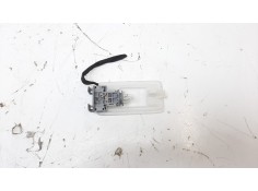 Recambio de luz interior para toyota rav4 hybrid 4x2 advance referencia OEM IAM 8133058010   2
