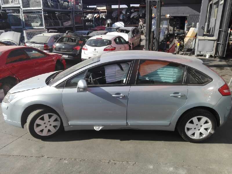 citroen c4 berlina del año 2006