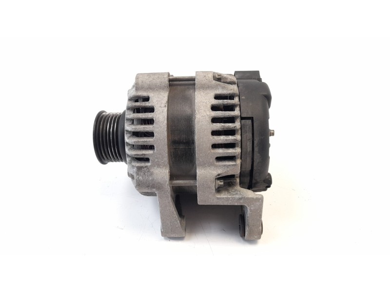 Recambio de alternador para opel astra j lim. enjoy referencia OEM IAM 95515962 028777 