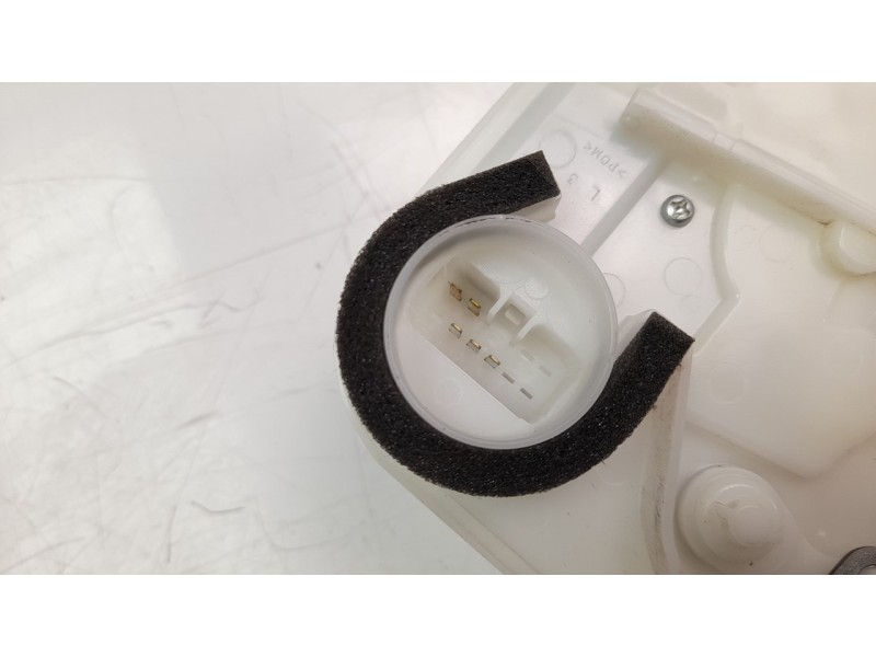 Recambio de cerradura puerta delantera izquierda para mitsubishi outlander (gf0) phev kaiteki 4wd referencia OEM IAM 5715A739  