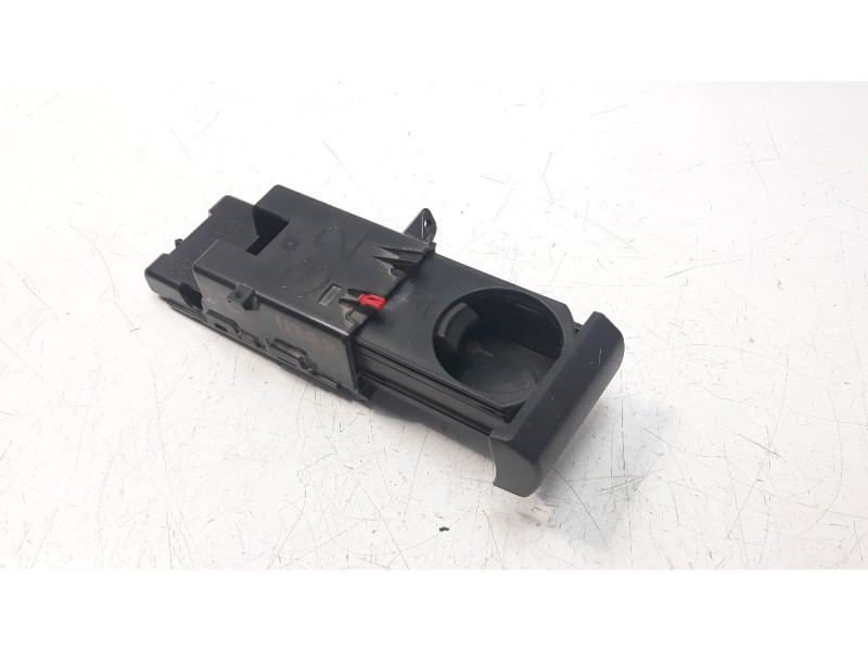 Recambio de moldura para toyota hilux (kun) referencia OEM IAM 66995KK020 66994KK010 