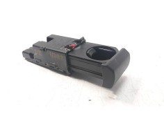 Recambio de moldura para toyota hilux (kun) referencia OEM IAM 66995KK020 66994KK010  2