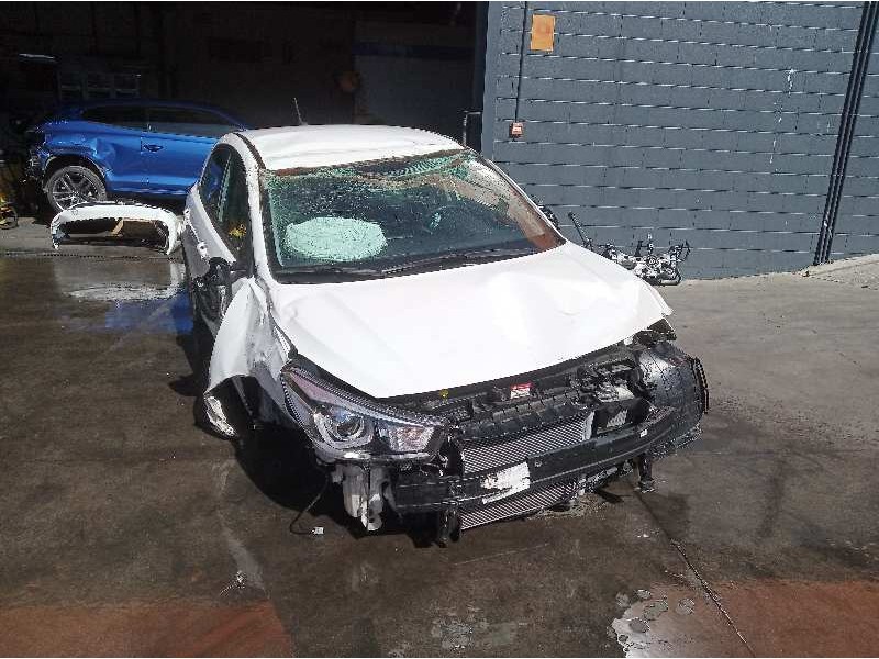 kia rio (yb) del año 2018