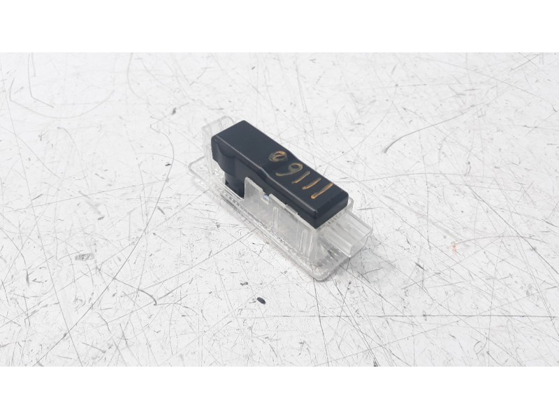 Recambio de luz interior para land rover range rover sport 3.0 td v6 cat referencia OEM IAM XDC000071  