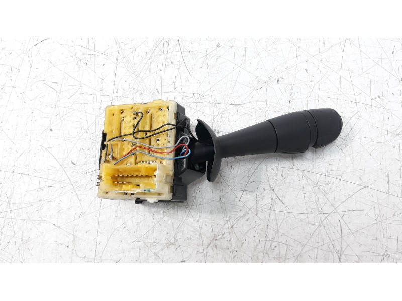 Recambio de mando limpia para renault captur 1.5 dci diesel fap energy referencia OEM IAM 8201168016  