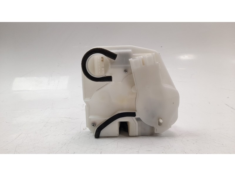 Recambio de cerradura puerta trasera izquierda para mitsubishi outlander (gf0) phev kaiteki 4wd referencia OEM IAM 5745A395  