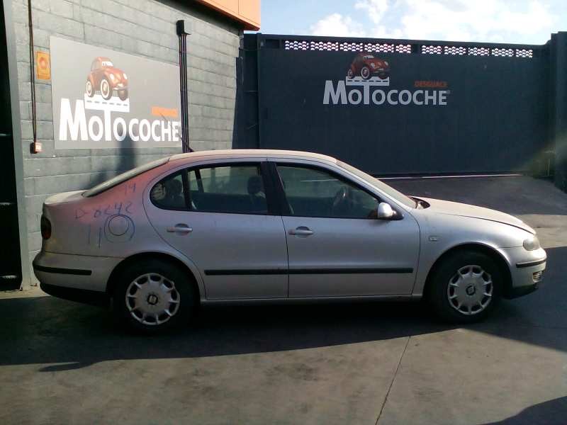 seat toledo (1m2) del año 2000