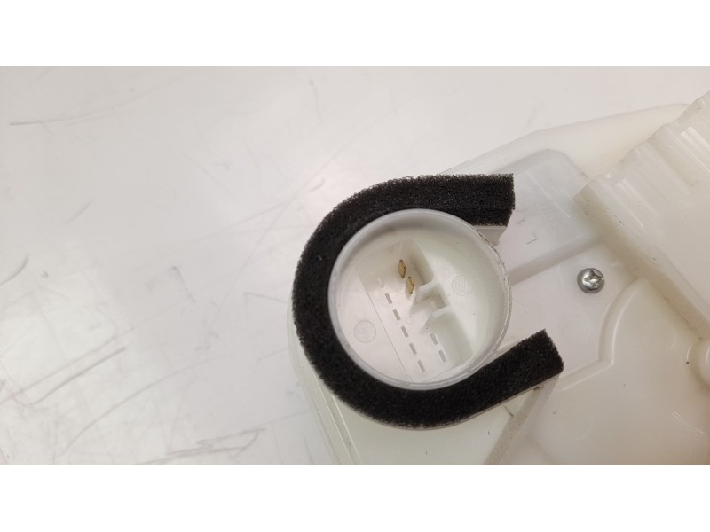 Recambio de cerradura puerta trasera izquierda para mitsubishi outlander (gf0) phev kaiteki 4wd referencia OEM IAM 5745A395  