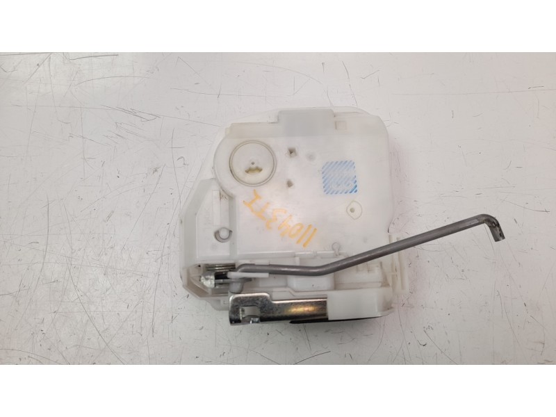 Recambio de cerradura puerta trasera izquierda para mitsubishi outlander (gf0) phev kaiteki 4wd referencia OEM IAM 5745A395  