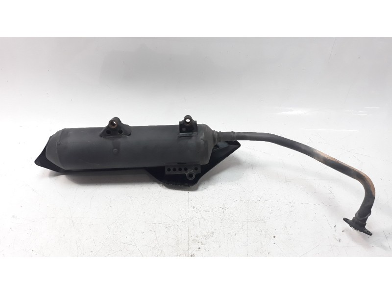 Recambio de silenciador trasero para honda pcx 125 referencia OEM IAM 18300KWN900  