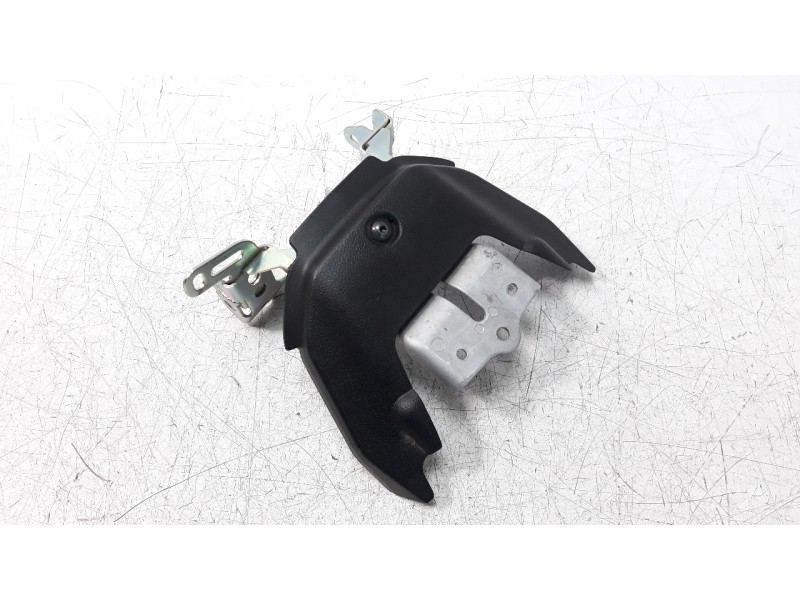 Recambio de retenedor puerta para yamaha nmax nmax 125 referencia OEM IAM B6HF47690000  