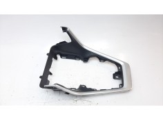 Recambio de moldura para toyota rav4 hybrid 4x2 advance referencia OEM IAM 5880542080   2
