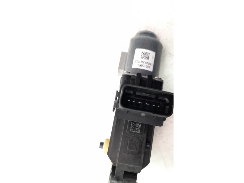 Recambio de motor elevalunas delantero derecho para hyundai i30 (pd) n line referencia OEM IAM 82460G4010  