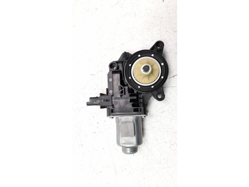 Recambio de motor elevalunas delantero derecho para hyundai i30 (pd) n line referencia OEM IAM 82460G4010  