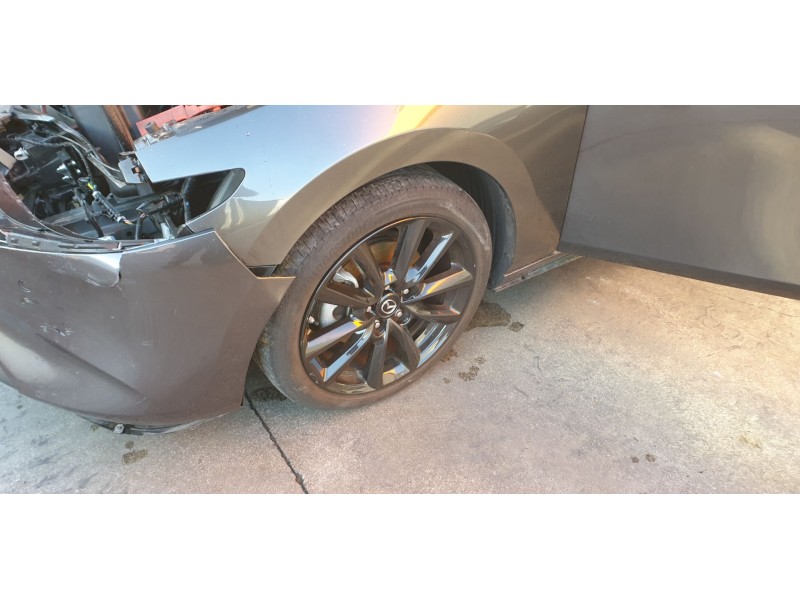 Recambio de transmision delantera izquierda para mazda 3 berlina (bp) evolution referencia OEM IAM GT0L2560X M1216 