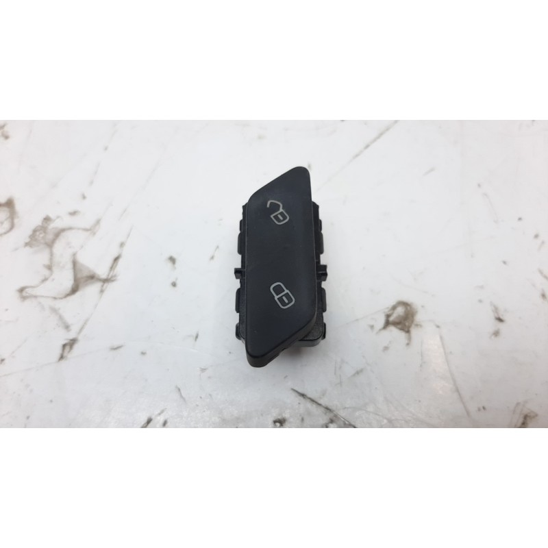 Recambio de interruptor para volkswagen golf vii lim. 1.6 16v tdi dpf referencia OEM IAM 5G0962125A  