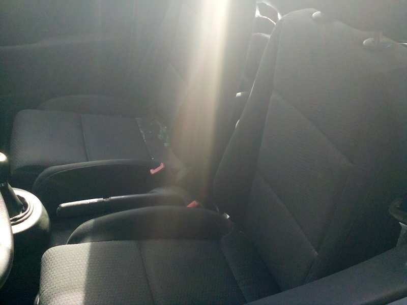 audi a2 (8z) del año 2002