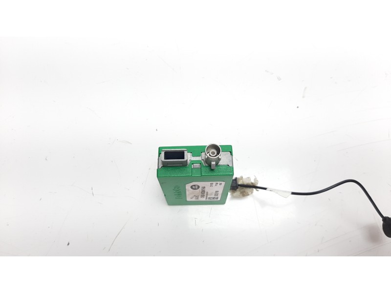 Recambio de modulo electronico para land rover discovery 4 3.0 td v6 cat referencia OEM IAM CH2218C847BA  