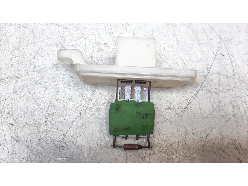 Recambio de resistencia calefaccion para ford transit courier 1.5 tdci cat referencia OEM IAM AV1118B647  