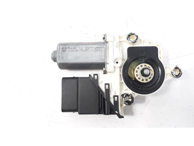 Recambio de motor elevalunas trasero derecho para volkswagen golf iv berlina (1j1) 2.0 referencia OEM IAM 1J4959812C  
