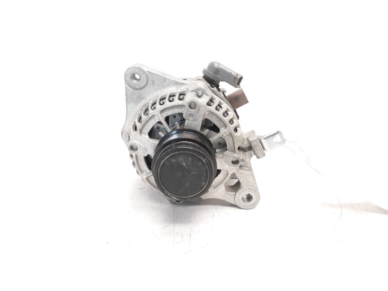 Recambio de alternador para toyota avensis 1.8 16v cat referencia OEM IAM 270600T360 ALF610004 