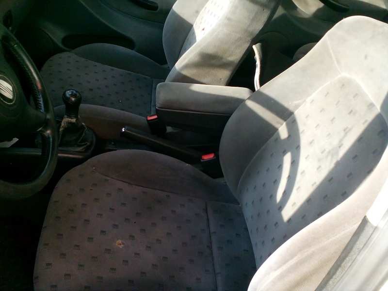 seat toledo (1m2) del año 2000