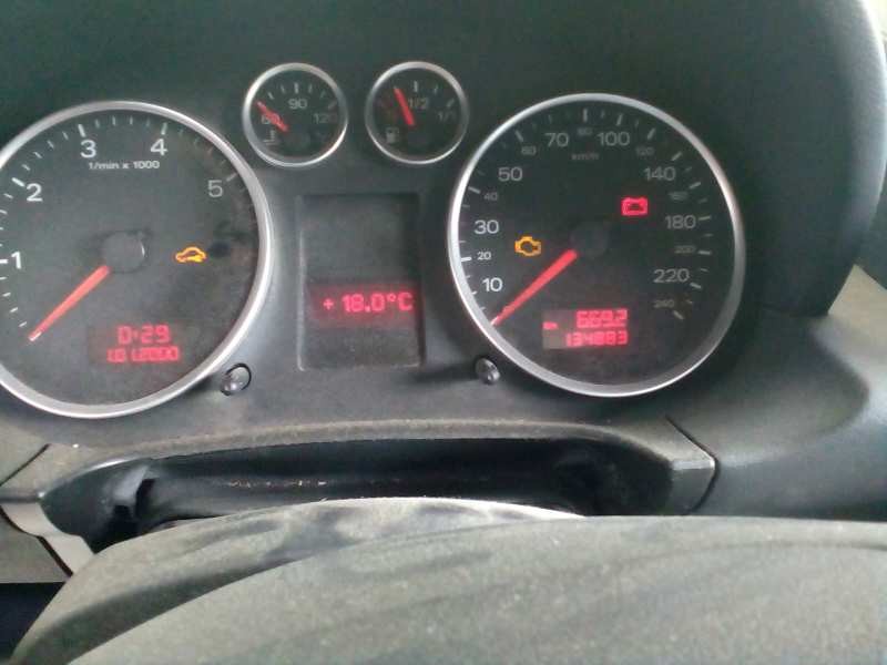 audi a2 (8z) del año 2002