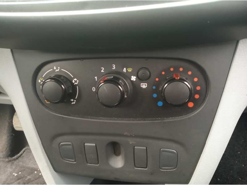 Recambio de mando calefaccion / aire acondicionado para dacia sandero basis referencia OEM IAM T1021548T  