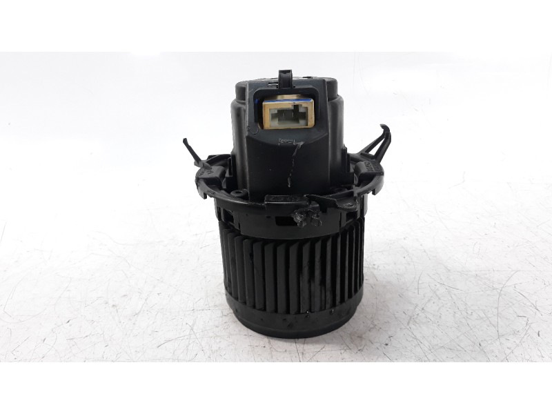Recambio de ventilador calefaccion para renault captur 1.5 dci diesel fap energy referencia OEM IAM 5P3730000 272101005R 