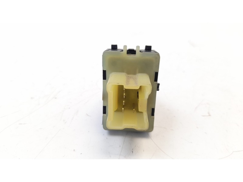 Recambio de mando elevalunas delantero derecho para dacia sandero 1.5 dci diesel fap cat referencia OEM IAM 254214937R  
