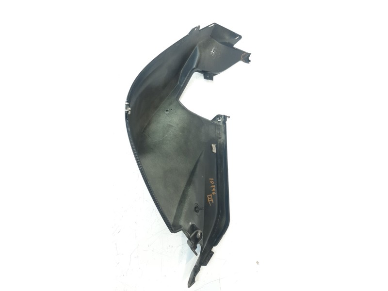 Recambio de carenado delantero izquierdo para bmw f 800 r referencia OEM IAM 46638530193  