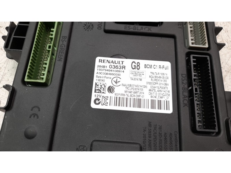 Recambio de caja reles / fusibles para renault megane iv grandtour business referencia OEM IAM 284B10363R  