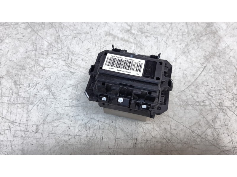 Recambio de resistencia calefaccion para renault clio iv referencia OEM IAM T1017845R  