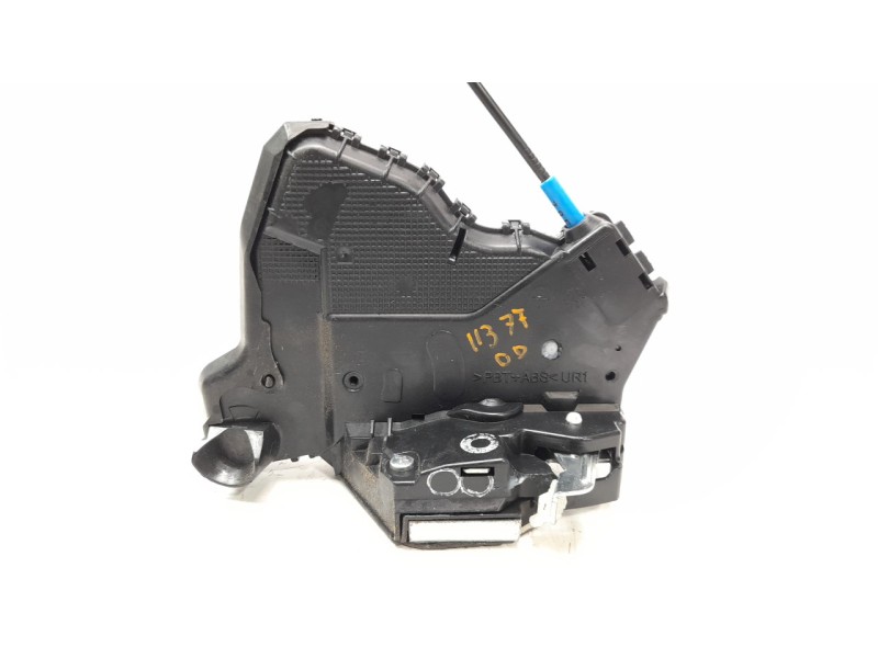 Recambio de cerradura puerta delantera derecha para toyota avensis 1.8 16v cat referencia OEM IAM 6903005131  