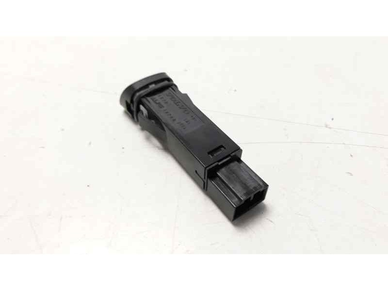 Recambio de warning para volvo v40 momentum referencia OEM IAM 9123682  