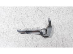 Recambio de estribo para yamaha nmax nmax 125 referencia OEM IAM 2DPF74400100  