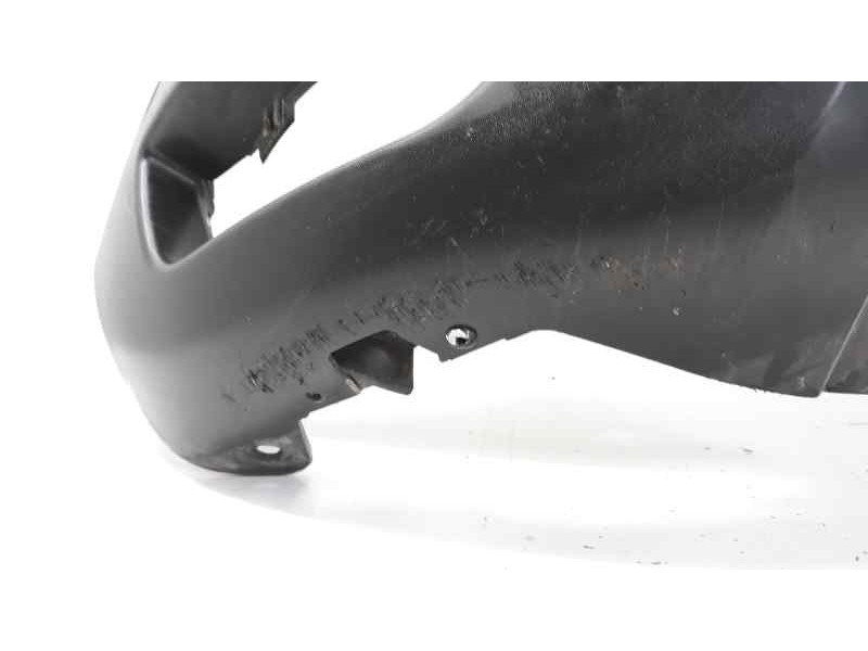 Recambio de paragolpes trasero para renault captur zen referencia OEM IAM 850B21681R 107199713 RN7021051