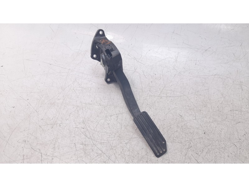 Recambio de potenciometro pedal para land rover discovery sport 2.0 td4 cat referencia OEM IAM FK729F836AC  