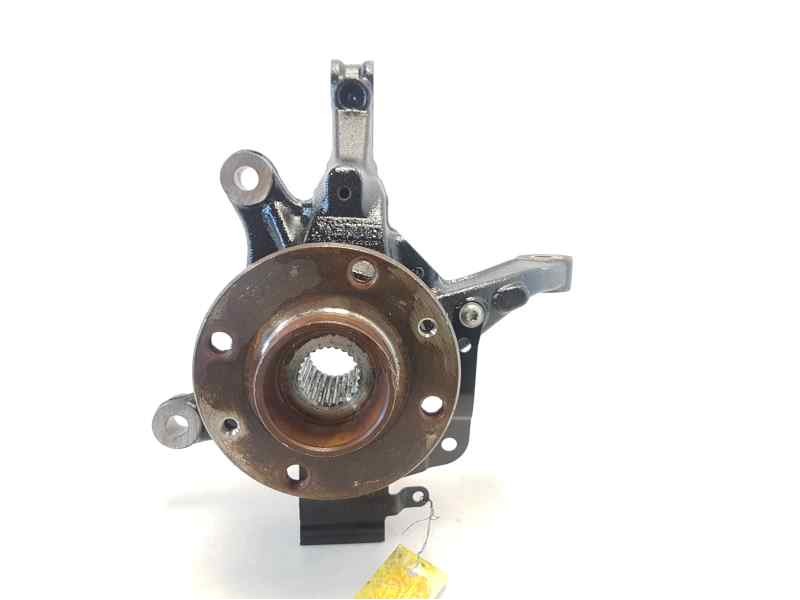 Recambio de mangueta delantera izquierda para renault captur zen referencia OEM IAM   