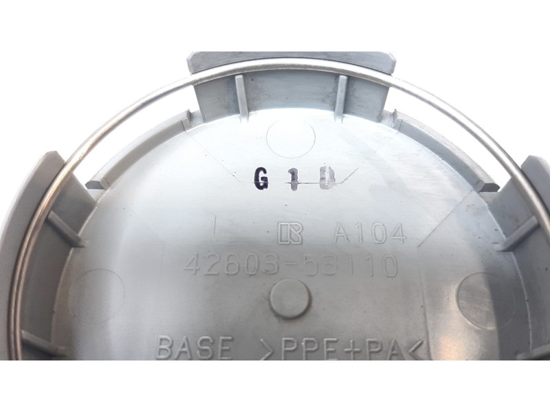 Recambio de tapacubos para toyota prius+ advance referencia OEM IAM 4260353110  