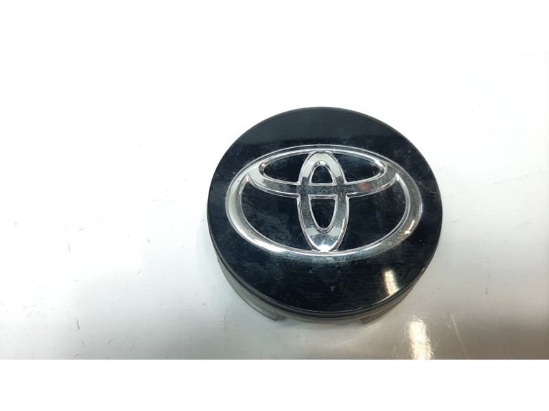 Recambio de tapacubos para toyota prius+ advance referencia OEM IAM 4260353110  