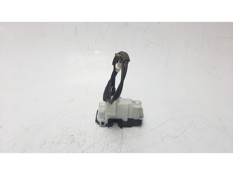 Recambio de cerradura puerta delantera izquierda para fiat nuova 500 (150) 1.2 cat referencia OEM IAM 52191863  