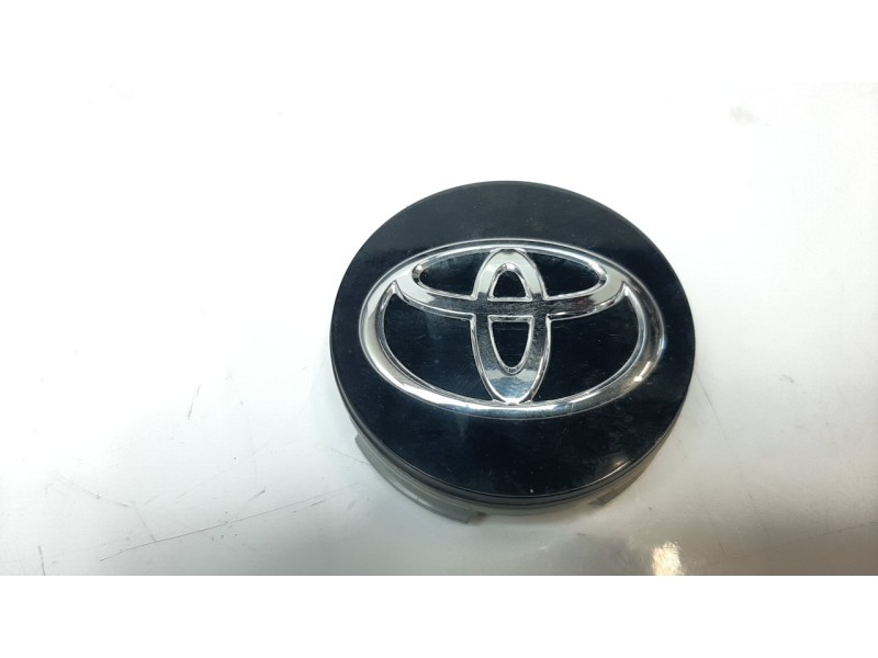 Recambio de tapacubos para toyota prius+ advance referencia OEM IAM 4260353110  