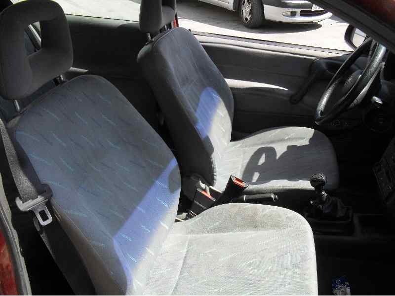 opel corsa b del año 1994