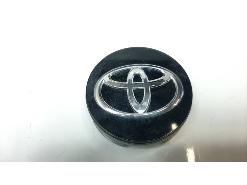Recambio de tapacubos para toyota prius+ advance referencia OEM IAM 4260353110  