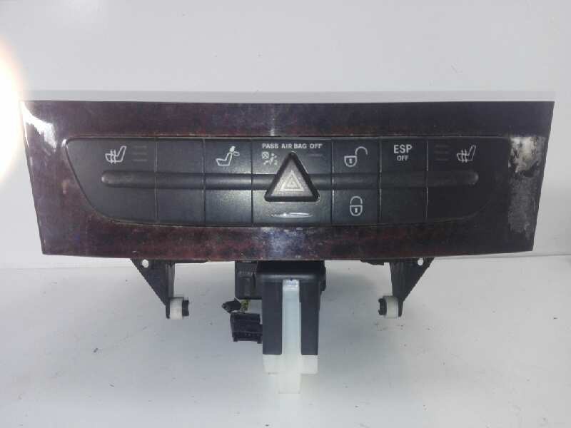 Recambio de warning para mercedes-benz clase e (w211) berlina 2.2 cdi cat referencia OEM IAM A2116800552  