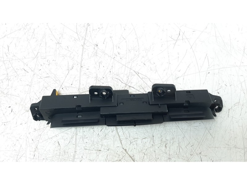 Recambio de warning para kia stonic (ybcuv) 1.0 tgdi cat referencia OEM IAM 93790H8011WK  