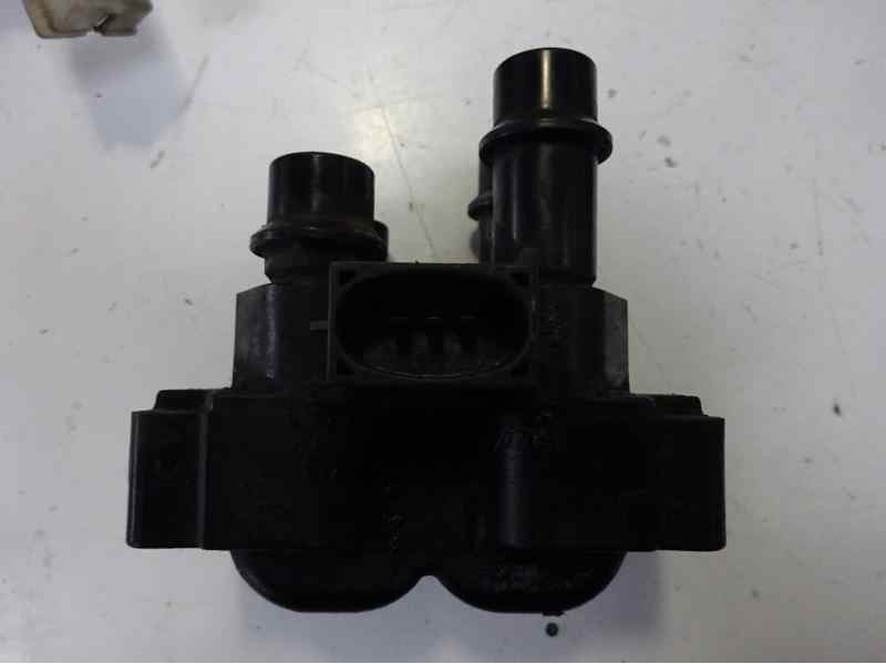 Recambio de bobina encendido para ford fiesta berlina básico referencia OEM IAM 938F12024CA  